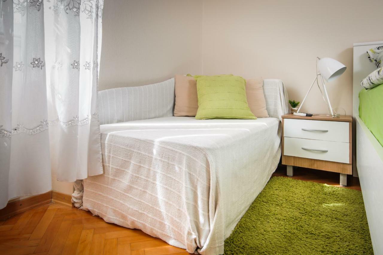 Private Accommodation Milisa Split Exterior photo